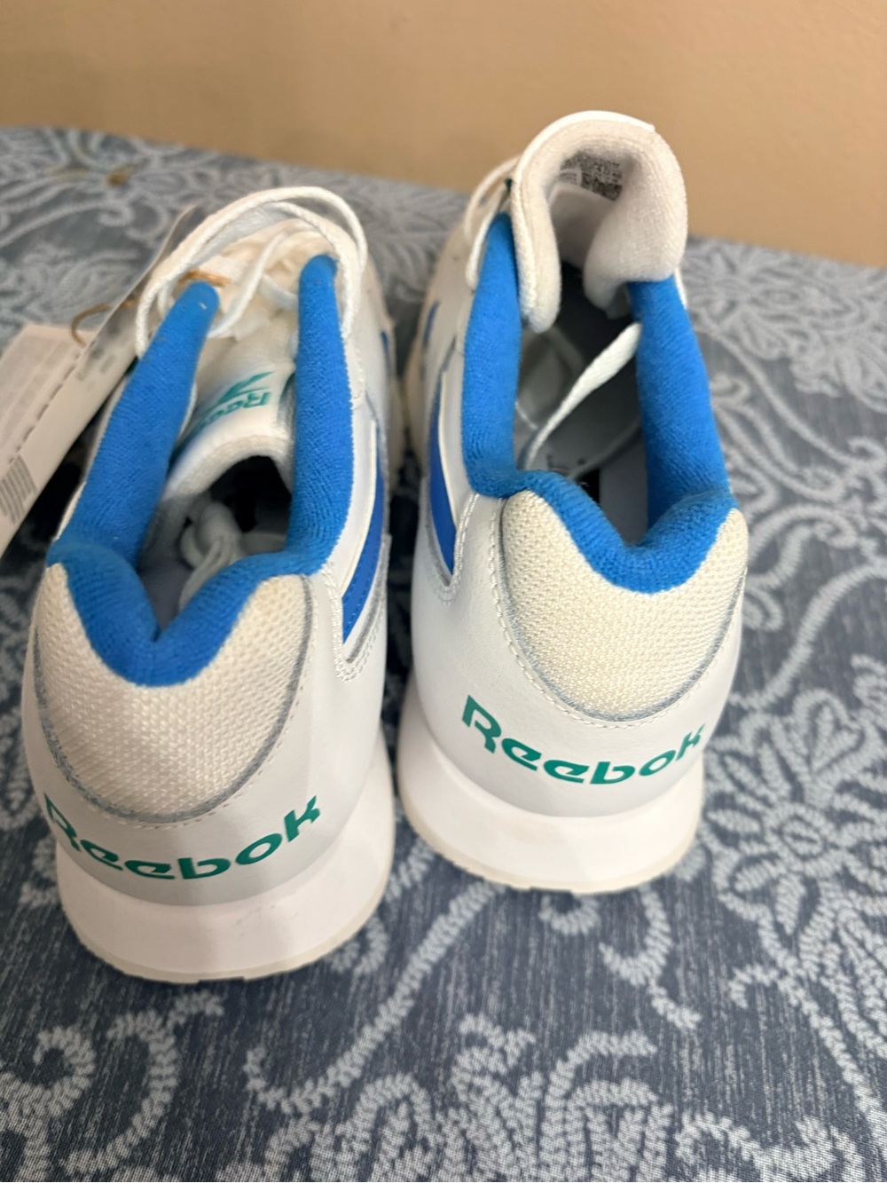 Reebok Kids White Sneakers with Blue Accents - Picture 6 of 6